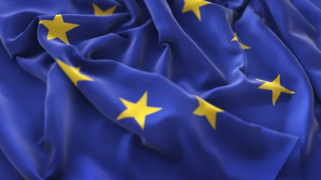 Flaga Unii Europejskiej w zbliżeniu