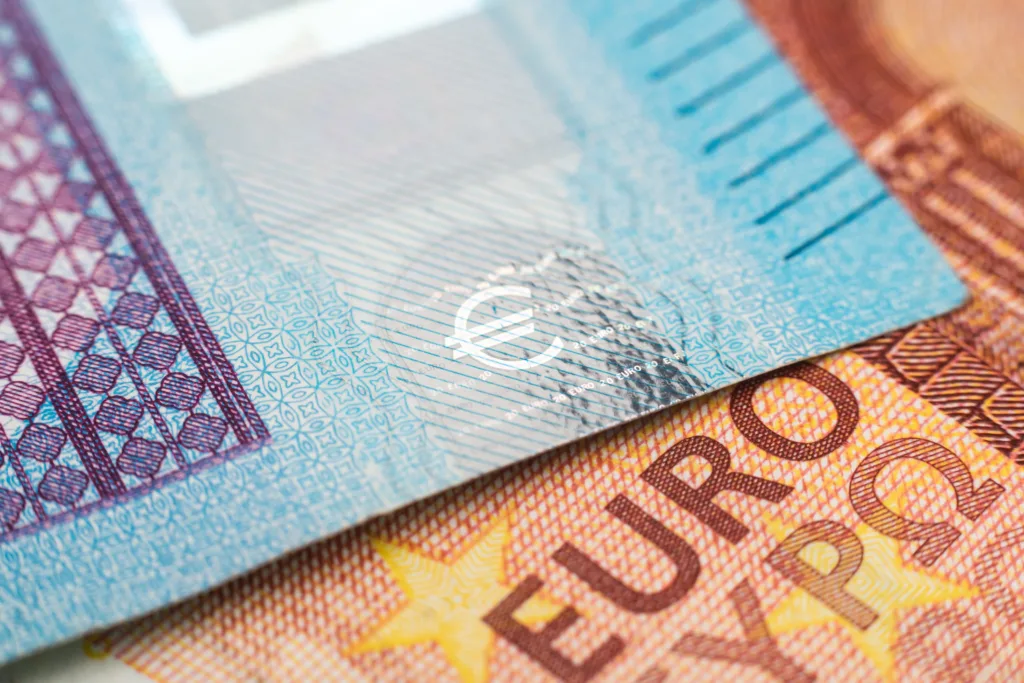Banknoty euro w zbliżeniu